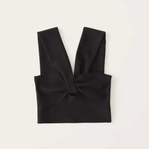 NWT Abercrombie & Fitch Women's Asymmetrical Cutout Top (xs)
